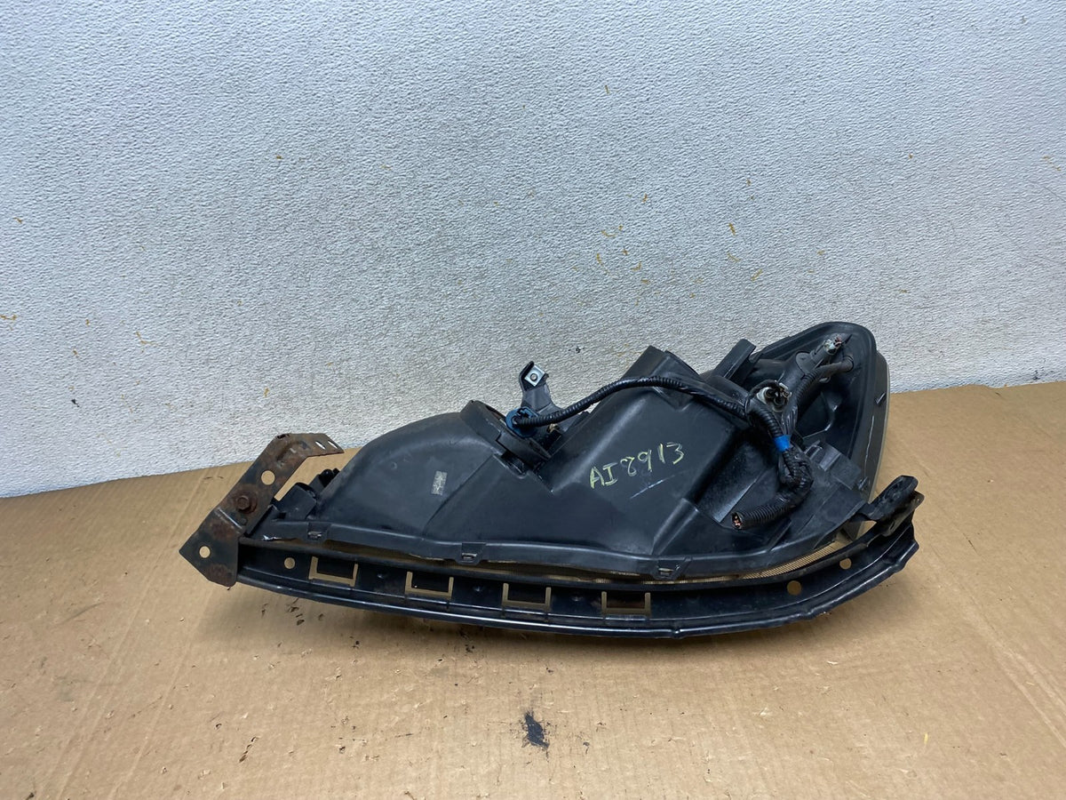2003 - 2007 Honda Accord Right Passenger RH Side Halogen Headlight AI8913 DW7