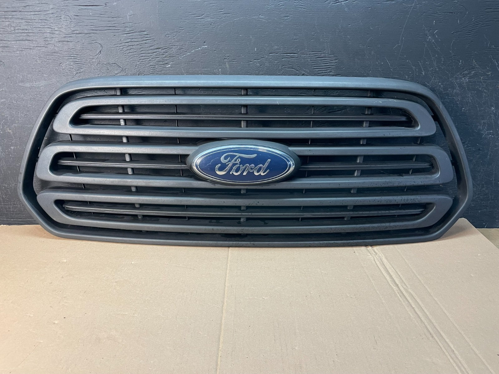 2015 to 2019 Ford Transit Front Upper Grill Grille AD8333 DG0