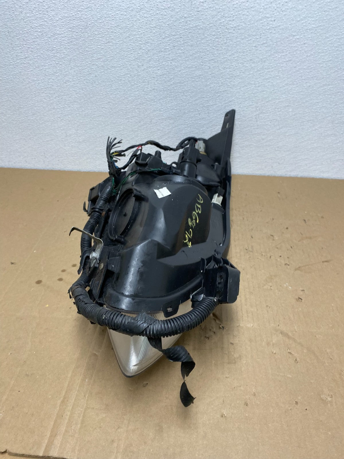 Sedan 2010 2011 2012 Nissan Altima Left Driver Side Headlight OEM AB6892 DW4