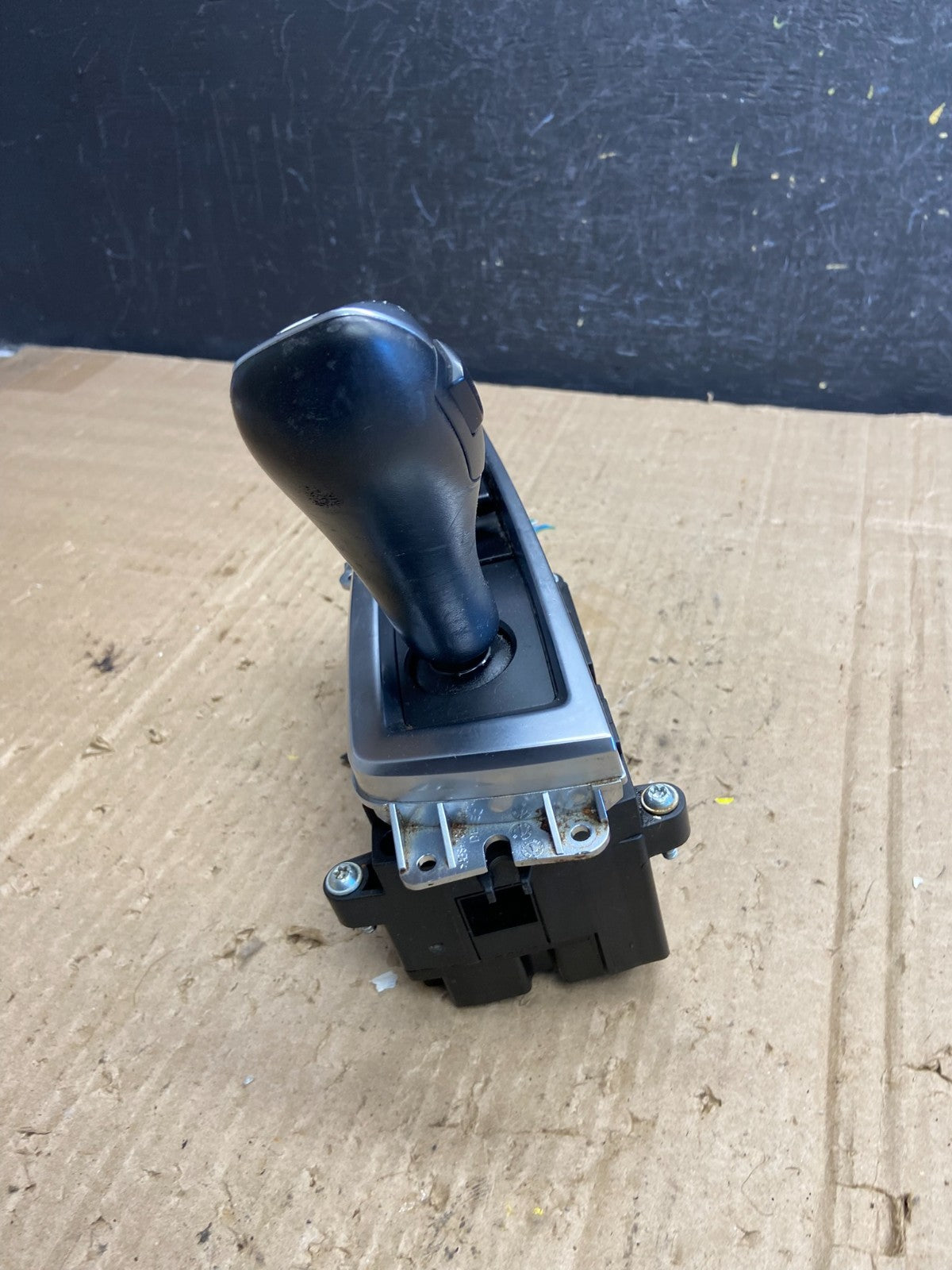 2010 to 2014 BMW X3 Shift Shifter Selector Gear AE1993 DG4