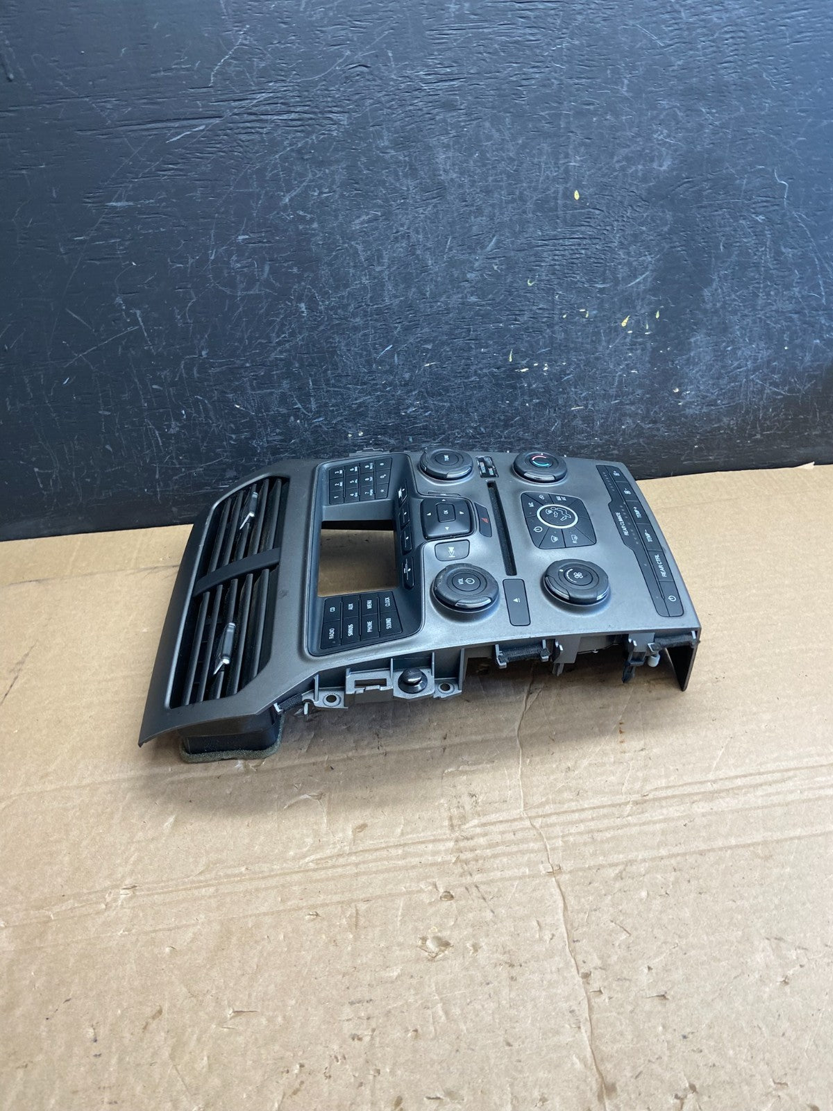 2014 2015 Ford Explorer Radio Climate Control Trim Bezel Panel AF1986 DG1