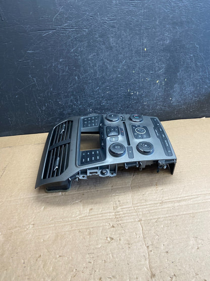 2014 2015 Ford Explorer Radio Climate Control Trim Bezel Panel AF1986 DG1