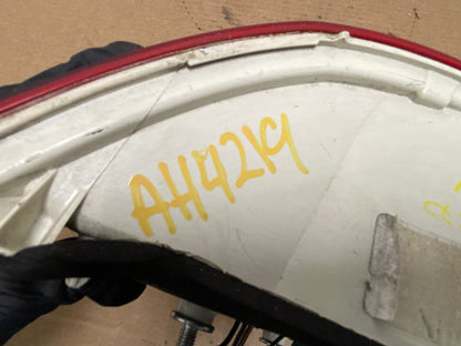 2010-211 Mercury Milan Left Driver LH Side Tail Light AH4219 LK6