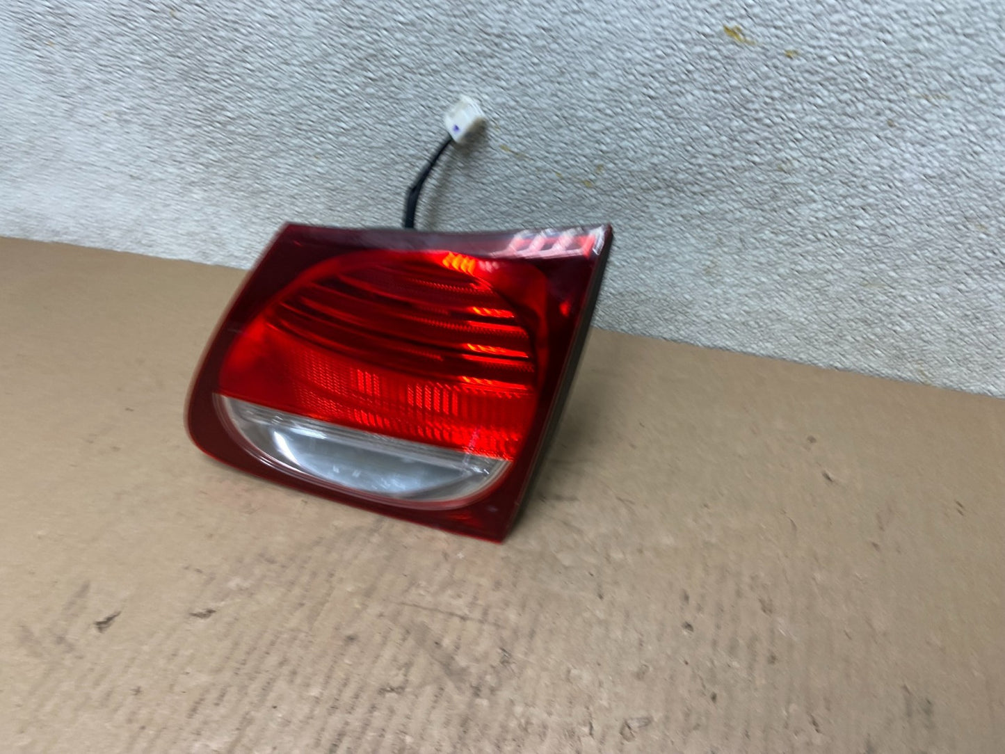 2006-2011 Lexus GS350 GS430 GS450H Right Passenger Inner Tail Light AB6012 LK1