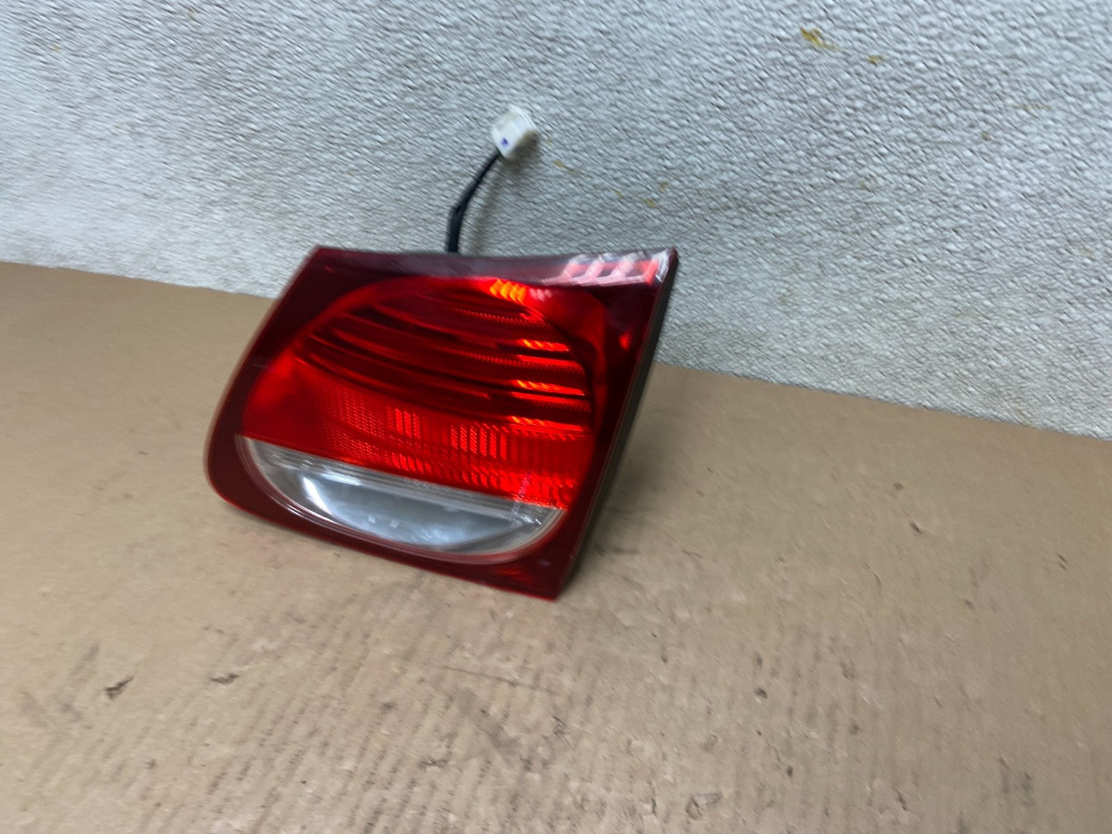 2006-2011 Lexus GS350 GS430 GS450H Right Passenger Inner Tail Light AB6012 LK1