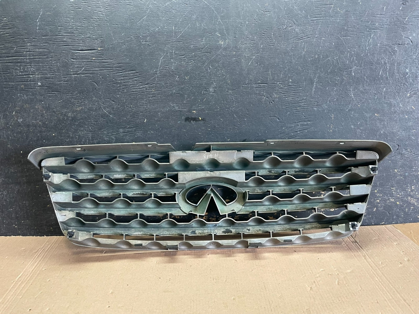 2003 2004 2005 Infiniti FX35 Grill Grille W/ Emblem Oem AA1904 DG6