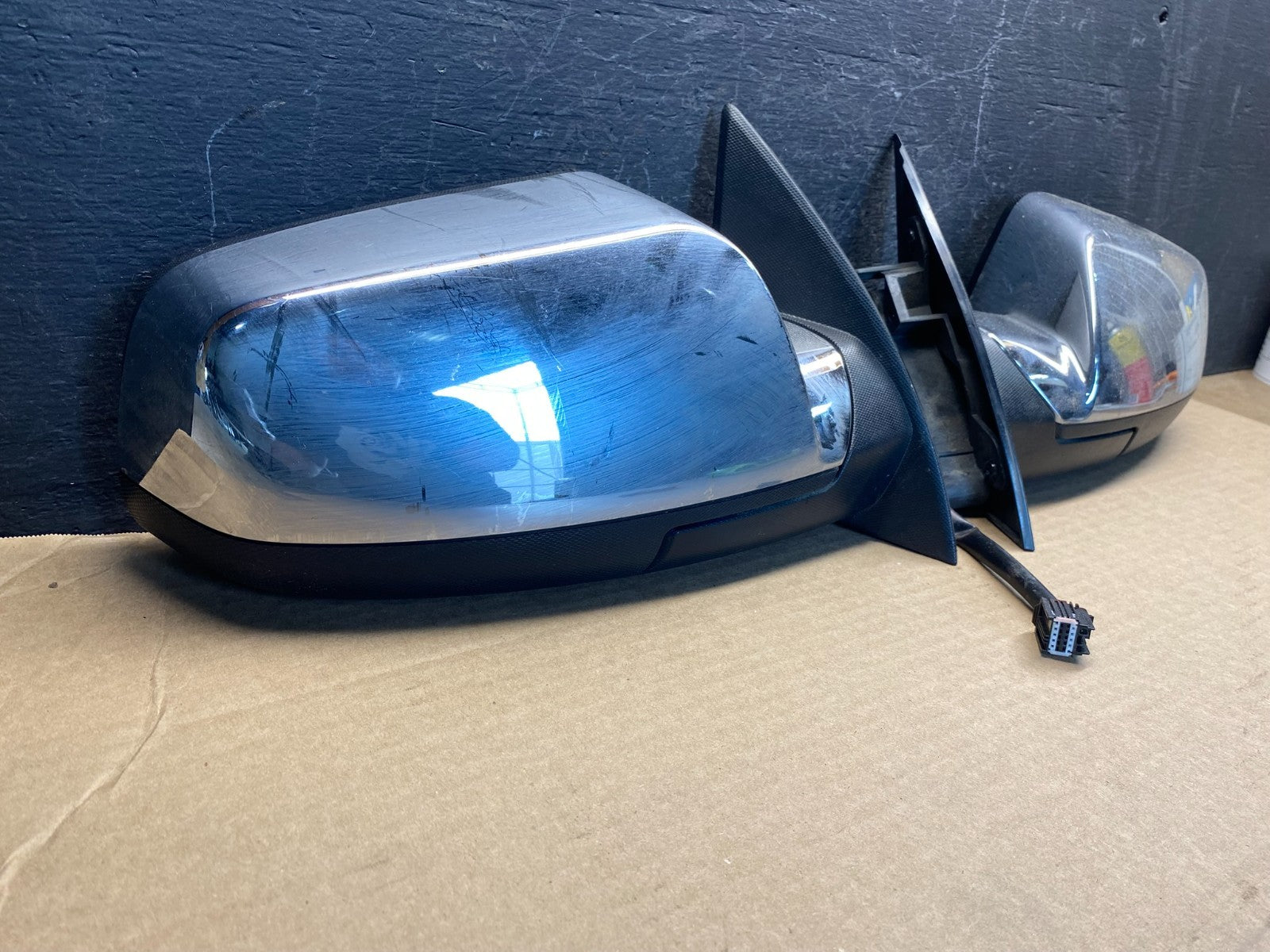 2010 to 2015 GMC Terrain Left+Right Set Heated Chrome Door Mirror AE0037 DG3