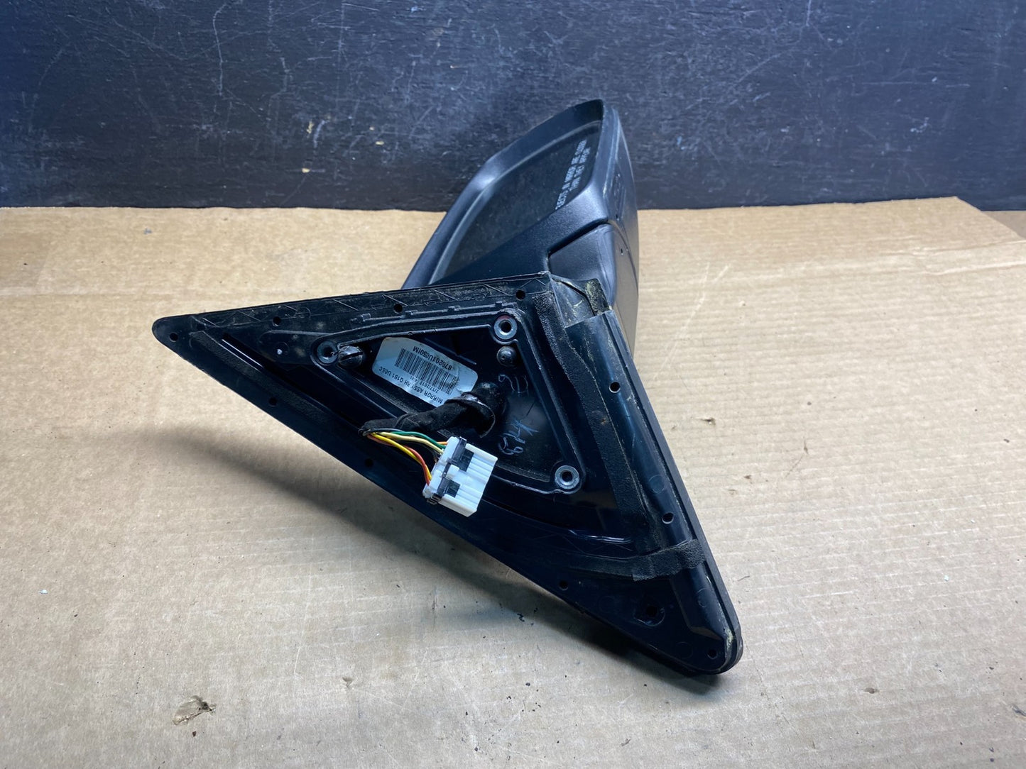 2011 to 2015 Kia Sorento Right Passenger Door Mirror Turn Signal AD9691 DW4