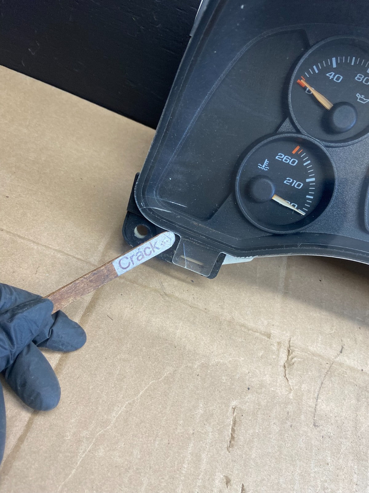 2004 to 2007 Chevrolet Express Speedometer Cluster Gauge OEM  AB9382 DG2