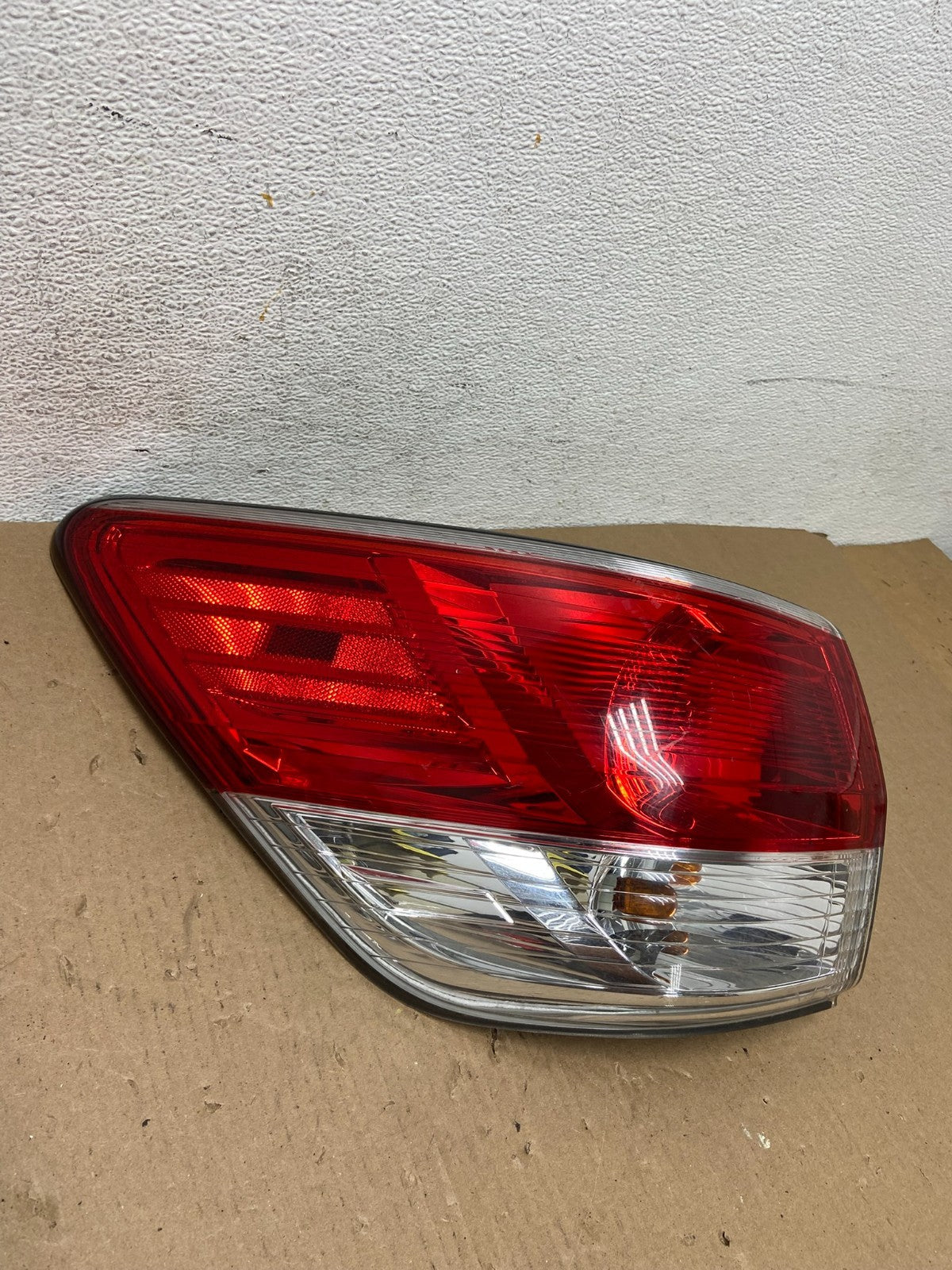 2013 to 2016 Nissan Pathfinder Left Driver Lh Side Tail light AD6493 DW2