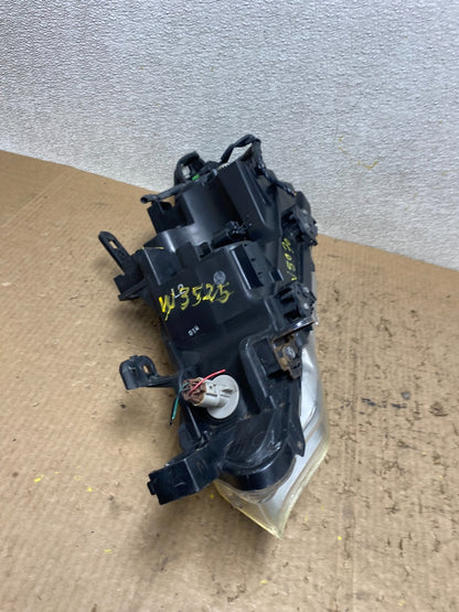2011 to 2014 Nissan Murano Headlight Right Passenger Rh Oem Halogen W8070 DW9