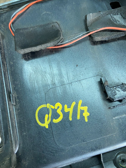 2004 to 2007 Infiniti QX56 License Plate Bracket With Camera Q3417 DG13