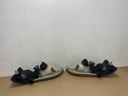 2001 2002 2003 Toyota Sienna Left+Right Side Set Headlights Halogen AE9578 DW6
