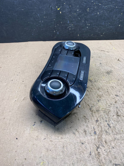 2011 to 2014 Nissan Juke  A/C Temperature Climate Control Panel OEM R8631 DG4
