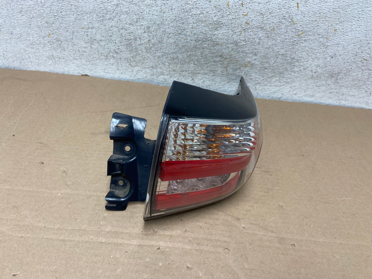 2015 to 2018 Nissan Murano Right Passenger RH Side Tail Light AH9361 LK2