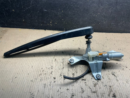 2010-2017 Chevrolet Equinox Rear Glass Windshield Wiper Motor X0933 DG1