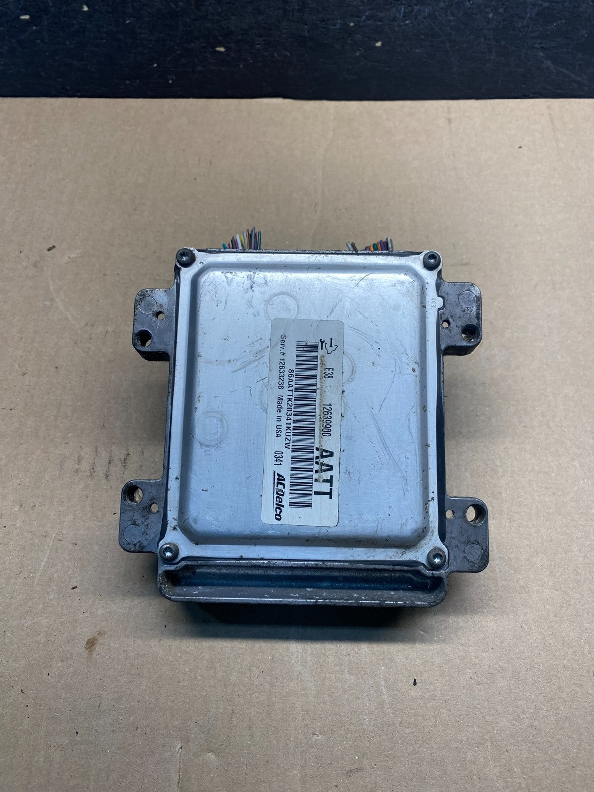 2010 to 2013 Chevrolet Silverado Yukon Engine Control Module ECM ECU AG4019 DG1