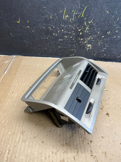 2008 to 2012 Ford Escape Center Dash Air Vent Panel Bezel Trim ab2254 DG2