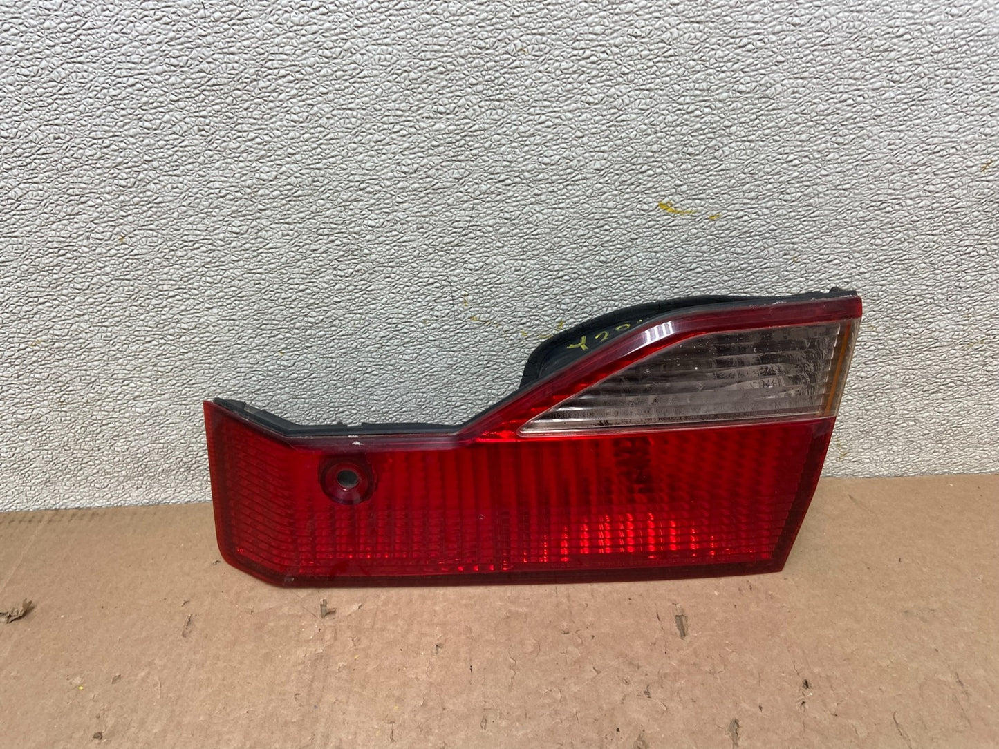 1998 to 2000 Honda Accord Right Passenger Side Inner Tail Light OEM Y2844 DW0