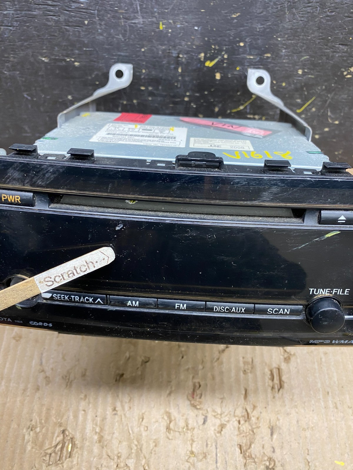 2006 to 2009 Toyota Prius OEM Radio AM/FM CD Player Oem V1618 DG1