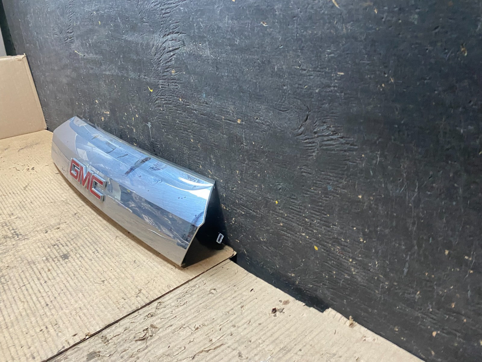 2010-2015 Gmc Terrain Lift Gate Handle Back Up with Camera Camera Panel v9533 DG1