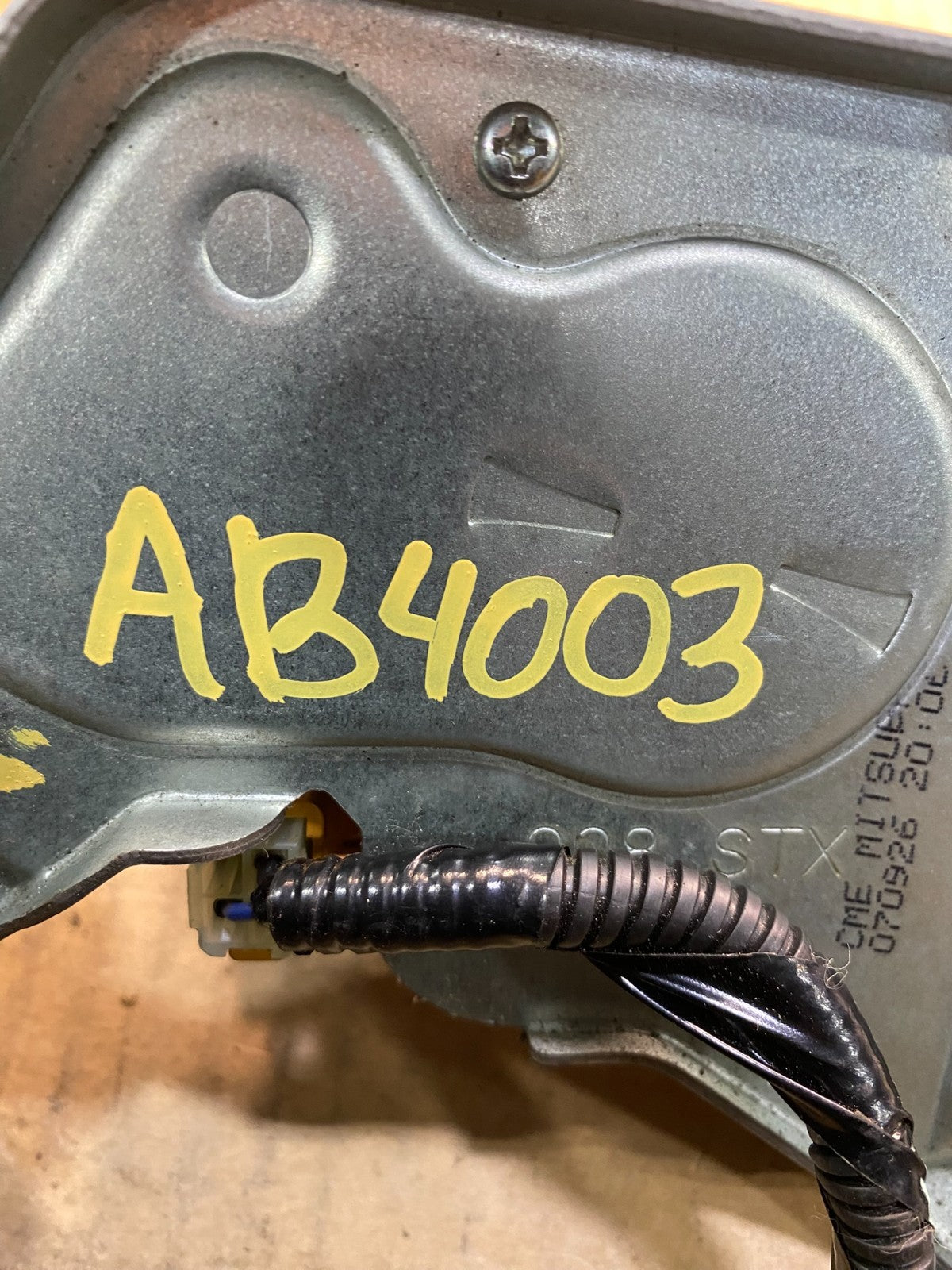 2007 to 2013 Acura Mdx Rear Liftgate Wiper Motor AB40036