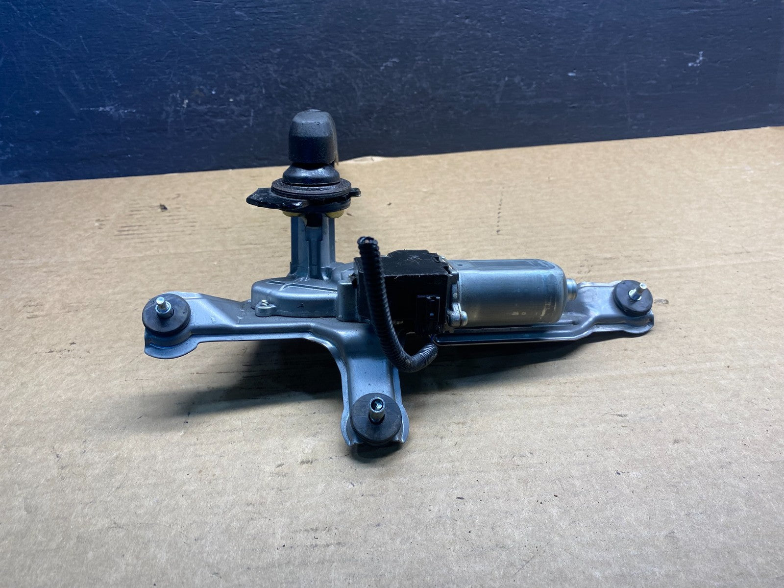 2001 to 2007 Toyota Highlander Rear Wiper Motor AC7974 DG1