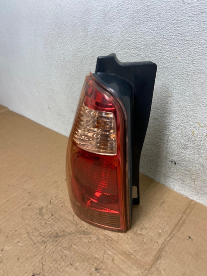 2003 2004 2005 Toyota 4Runner Left Driver LH Side Tail Light AI5465 LK1