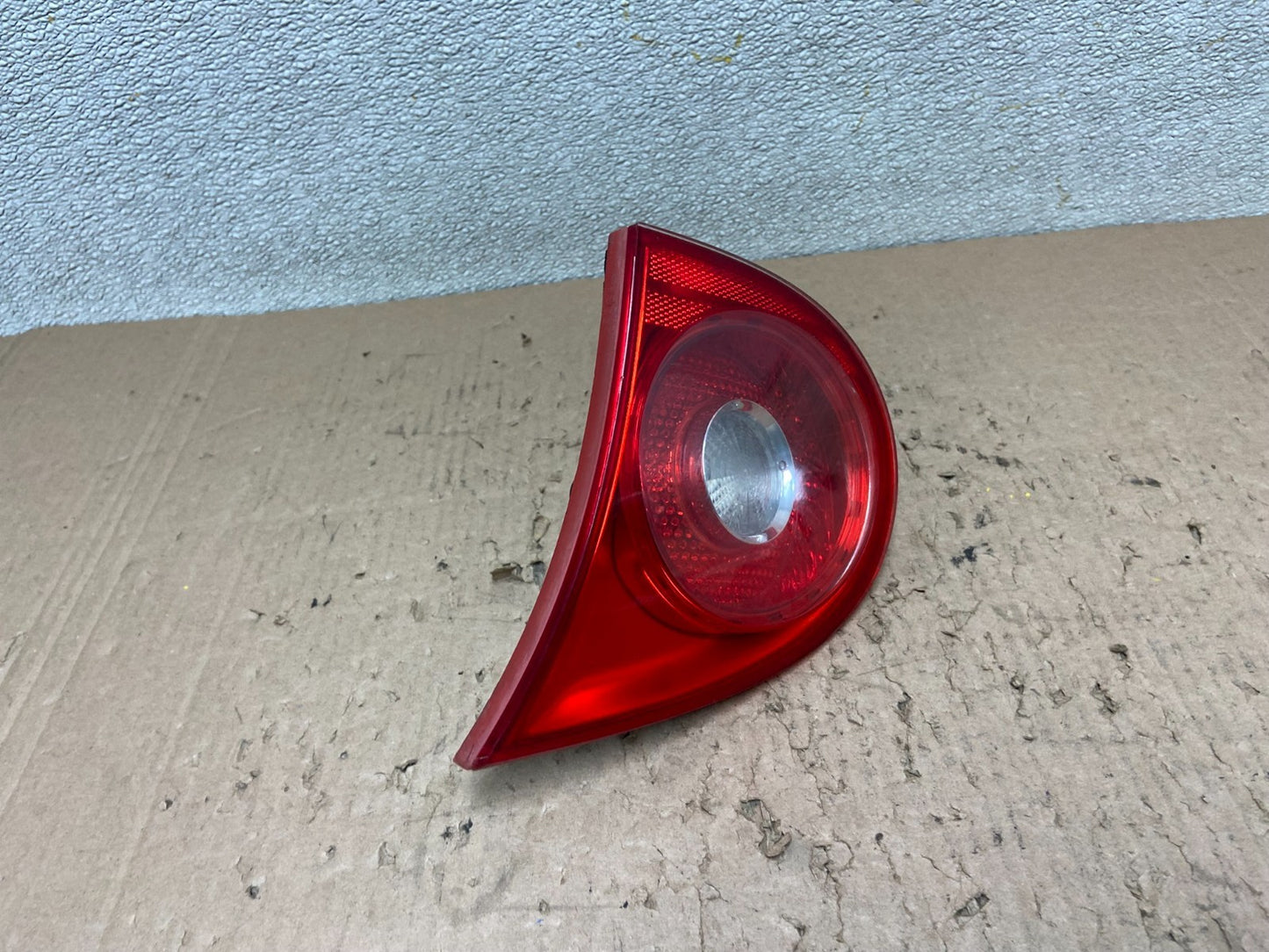 2006-2009 Volkswagen Golf Right Passenger Rh Tail Light Inner Trunk OEM Y0464 GD2