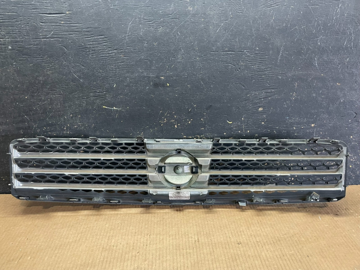 2009 to 2011 Nissan Maxima Front Upper Grill Grille Oem aa9185 DG5
