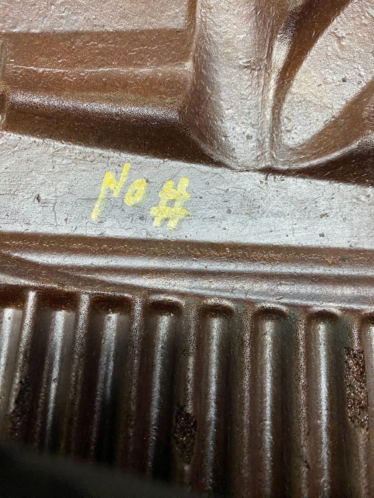 2008 to 2010 Toyota Highlander rav4 Top Engine Cover Lid H4153 DG18