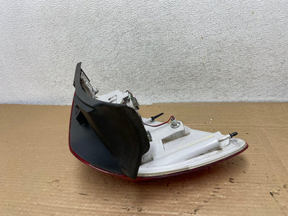 2016 to 2017 Chevrolet Equinox Right Passenger RH Side Tail Light AG9063 LK5