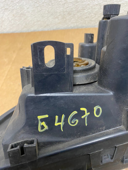 1997 - 2000 BMW E39 5 Series Headlight Right Passenger RH Halogen G4670 OEM DG18