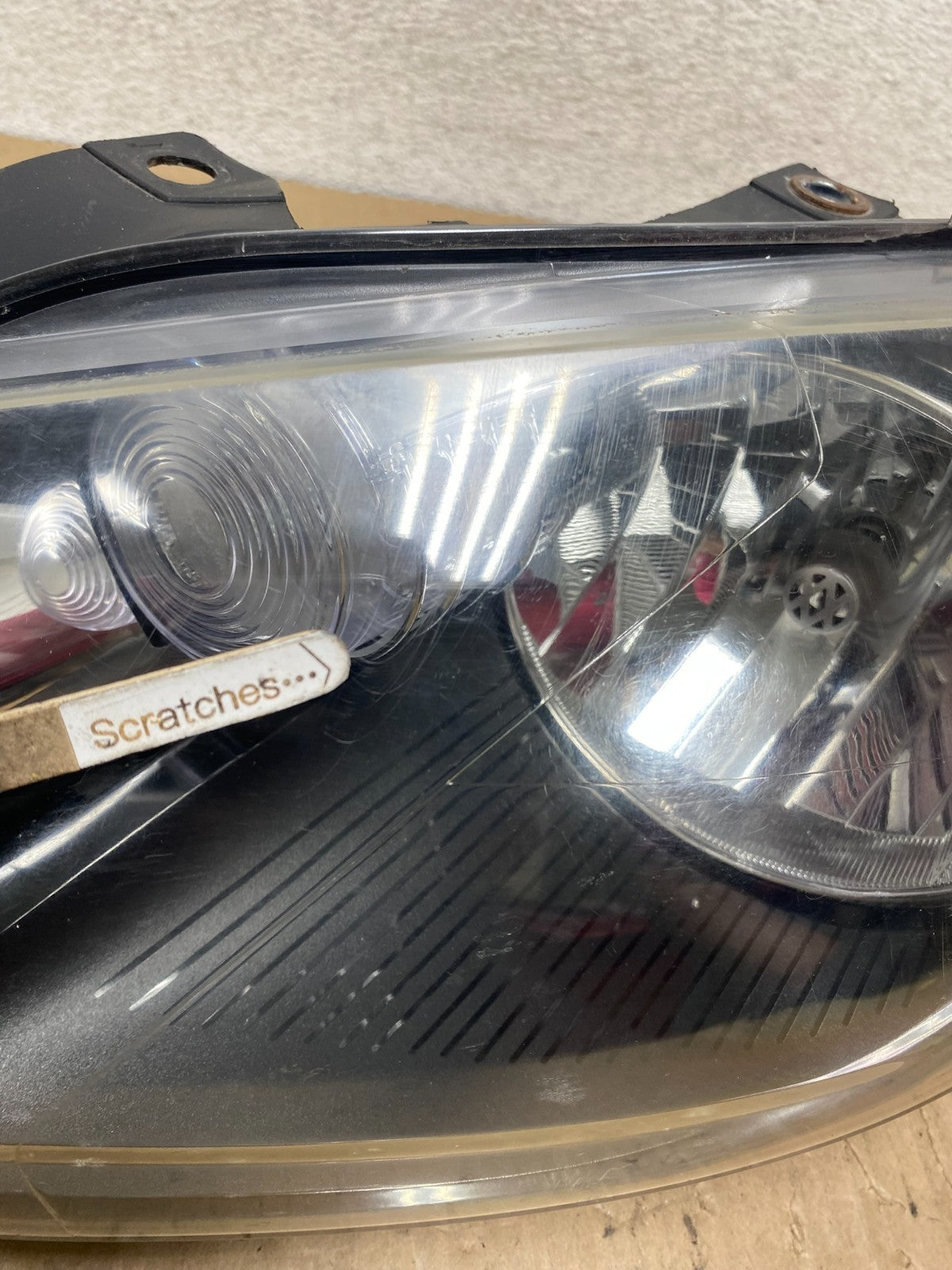 2010-2014 Volkswagen Golf MK6 GTI Left Driver LH Halogen Headlight AG8007 DW3