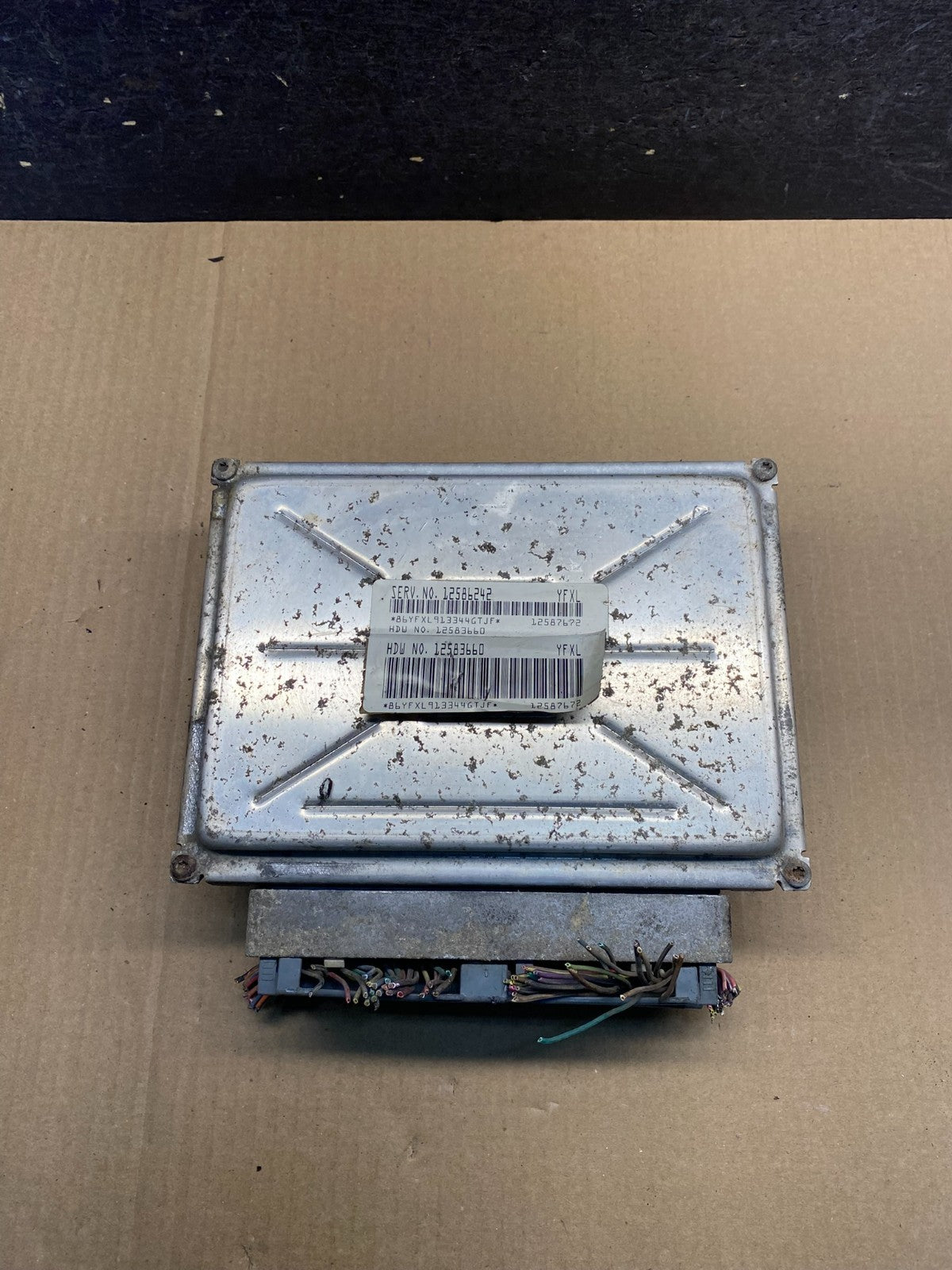 2003-2006 Chevrolet Tahoe Silverado Engine Control Unit Module ECM ECU AG9429 DW0
