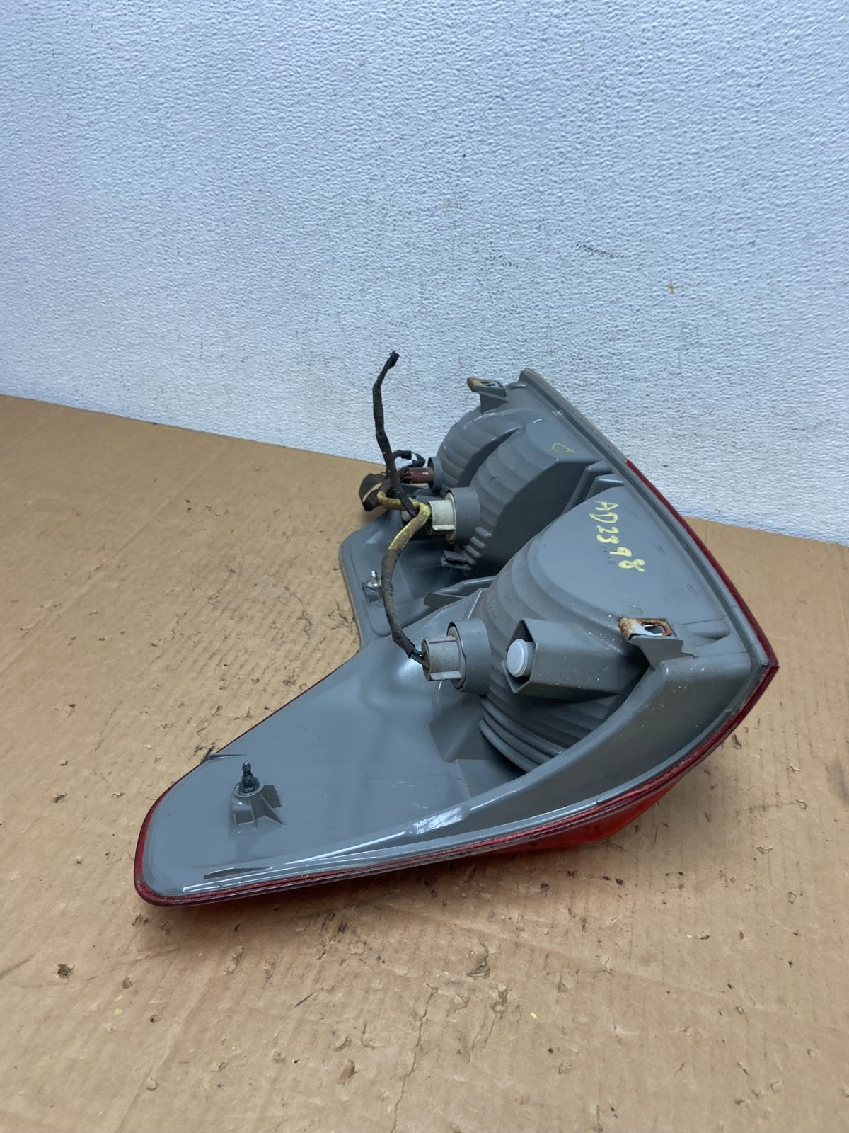 2007 to 2013 Toyota Tundra Left Driver LH Tail Light AD2398 DG6