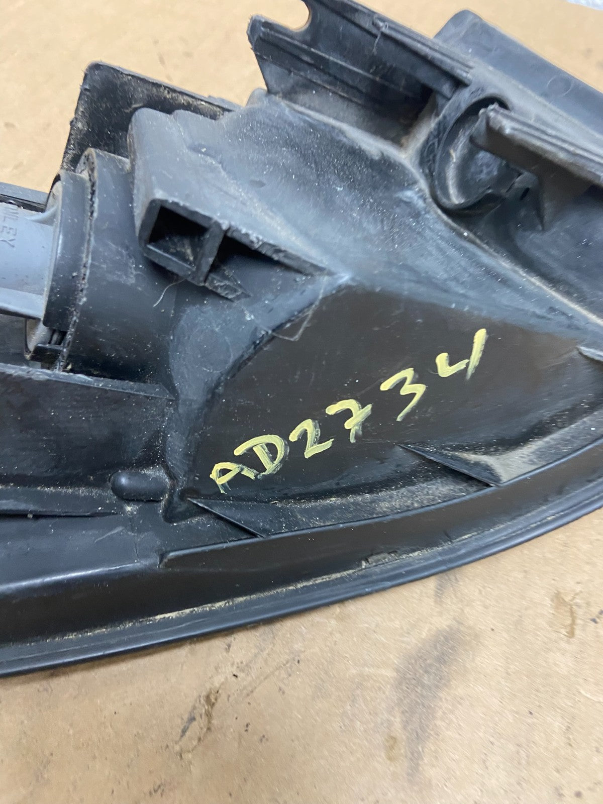 1996 to 1998 Mazda MPV Front Left Driver Side Turn Signal ad2734 DG6