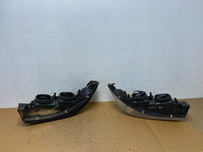 1997 to 1999 Buick Lesabre Left+Right Halogen Headlights AE0596 DW5