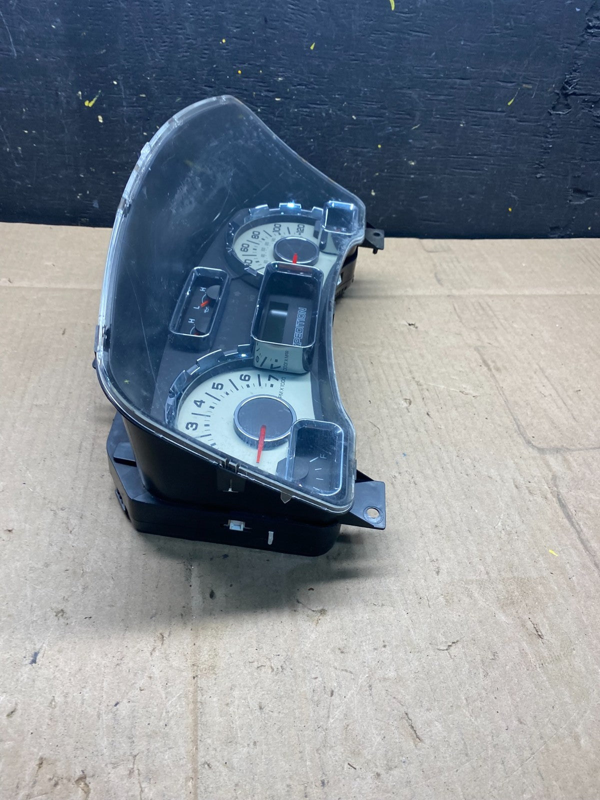 2007 2008 Ford  Expedition Speedometer Cluster Gauge OEM p9278 DG1