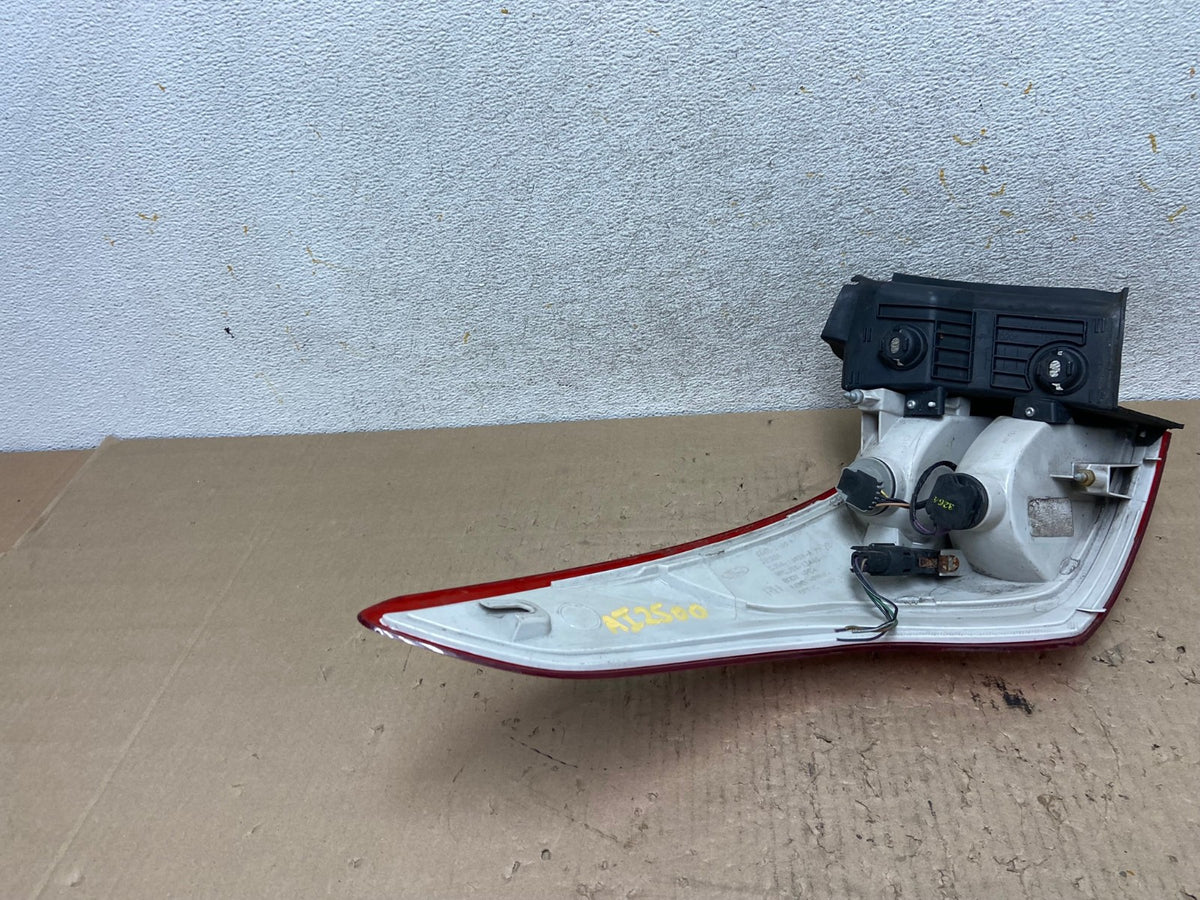 2013 to 2016 Ford Escape Right Passenger RH Side Tail Light AI2500 LK6