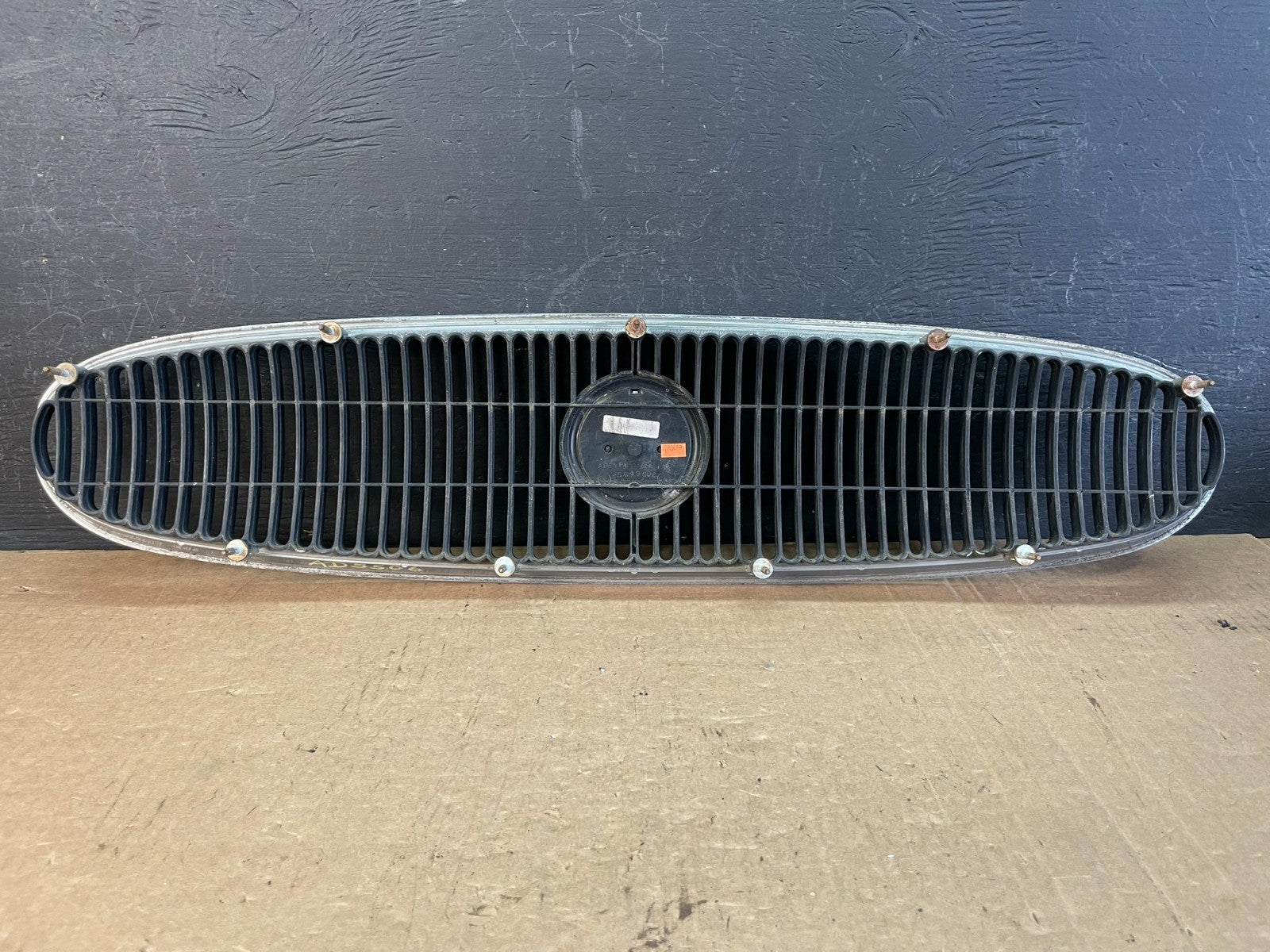 2000 to 2005 Buick Lesabre Front Chrome Upper Grill Grille AD5506 DG3