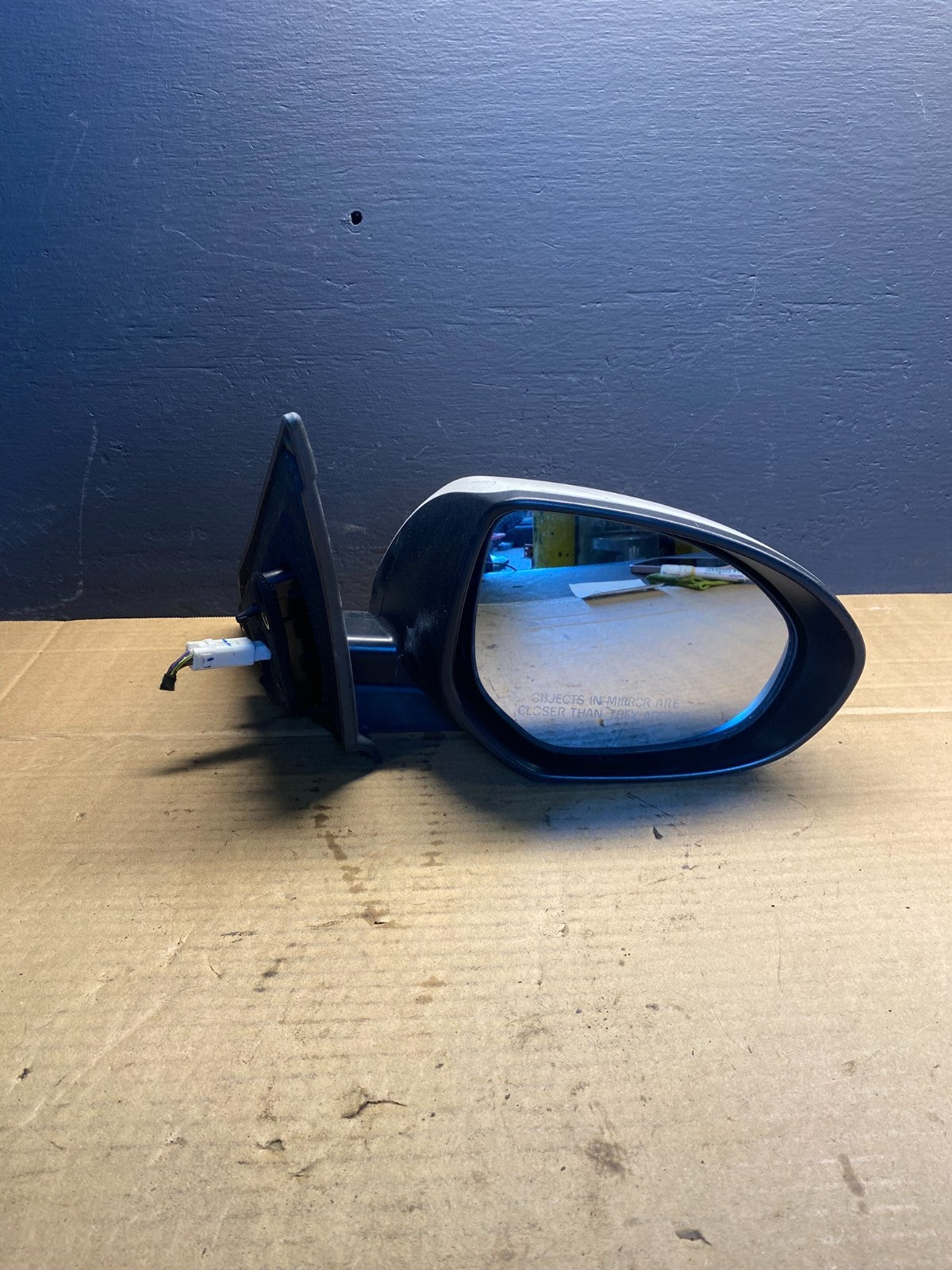 2010 - 2013 Mazda 3 Right Passenger Side View Turn Signal Mirror Power AB7061 DW5