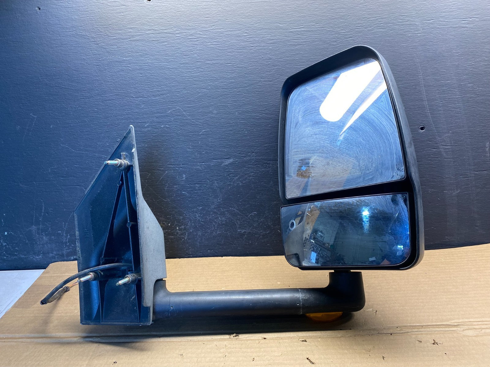 2005 Chevrolet Express Savana Right Passenger RH Side View Mirror AC8791 DG7