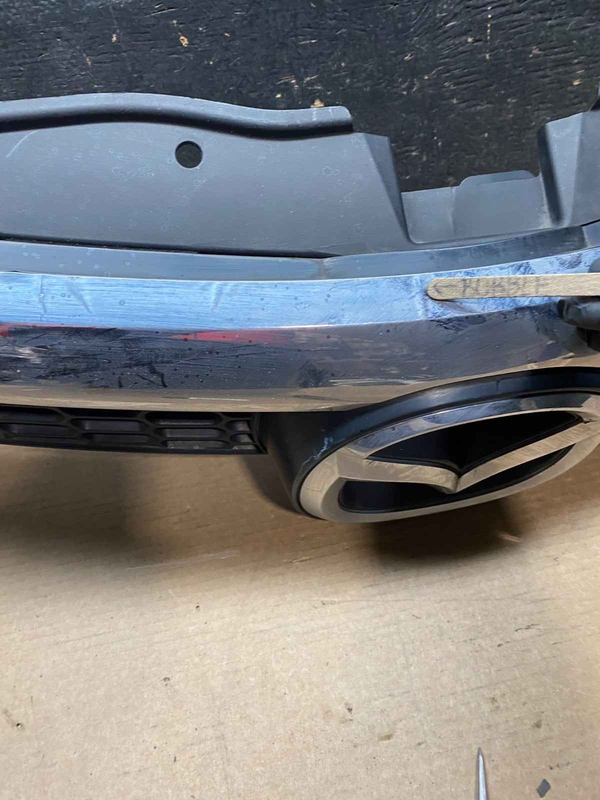 2007 - 2009 Mazda CX9 CX-9 Front Upper Grill Grille Emblem OEM V7002 DG5
