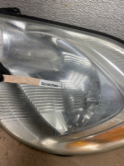 2004-2005 Toyota Sienna Left Driver LH Side Halogen Headlight Y0328 DW3