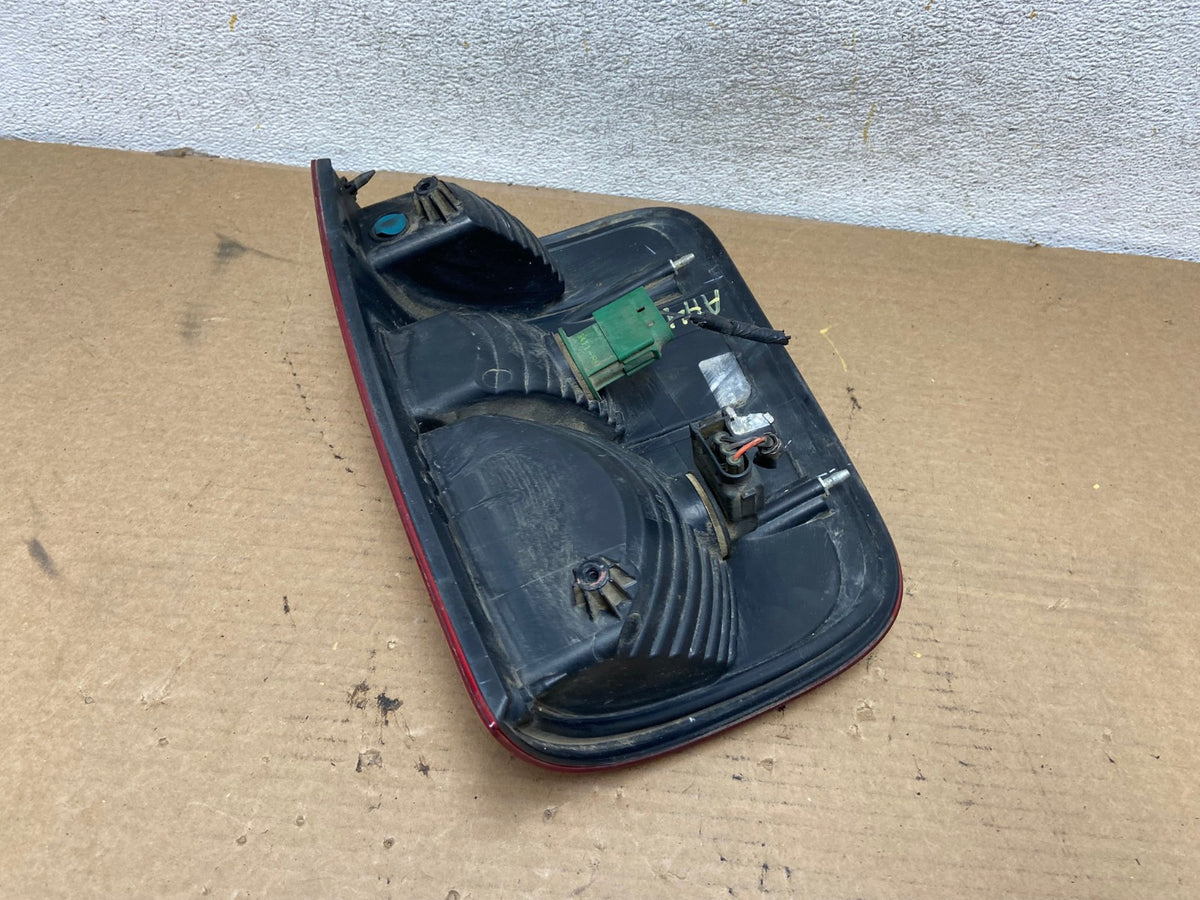 2004 to 2008 Ford F150 F-150 Right Passenger RH Side Tail Light AH4197 LK4