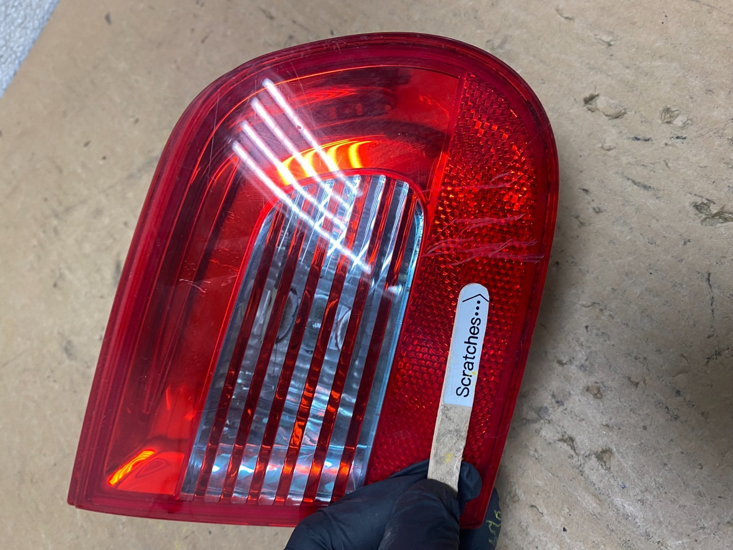 2007 2008 2009 2010 2011 Volkswagen Eos Left Driver Tail Light Inner Oem Z78903