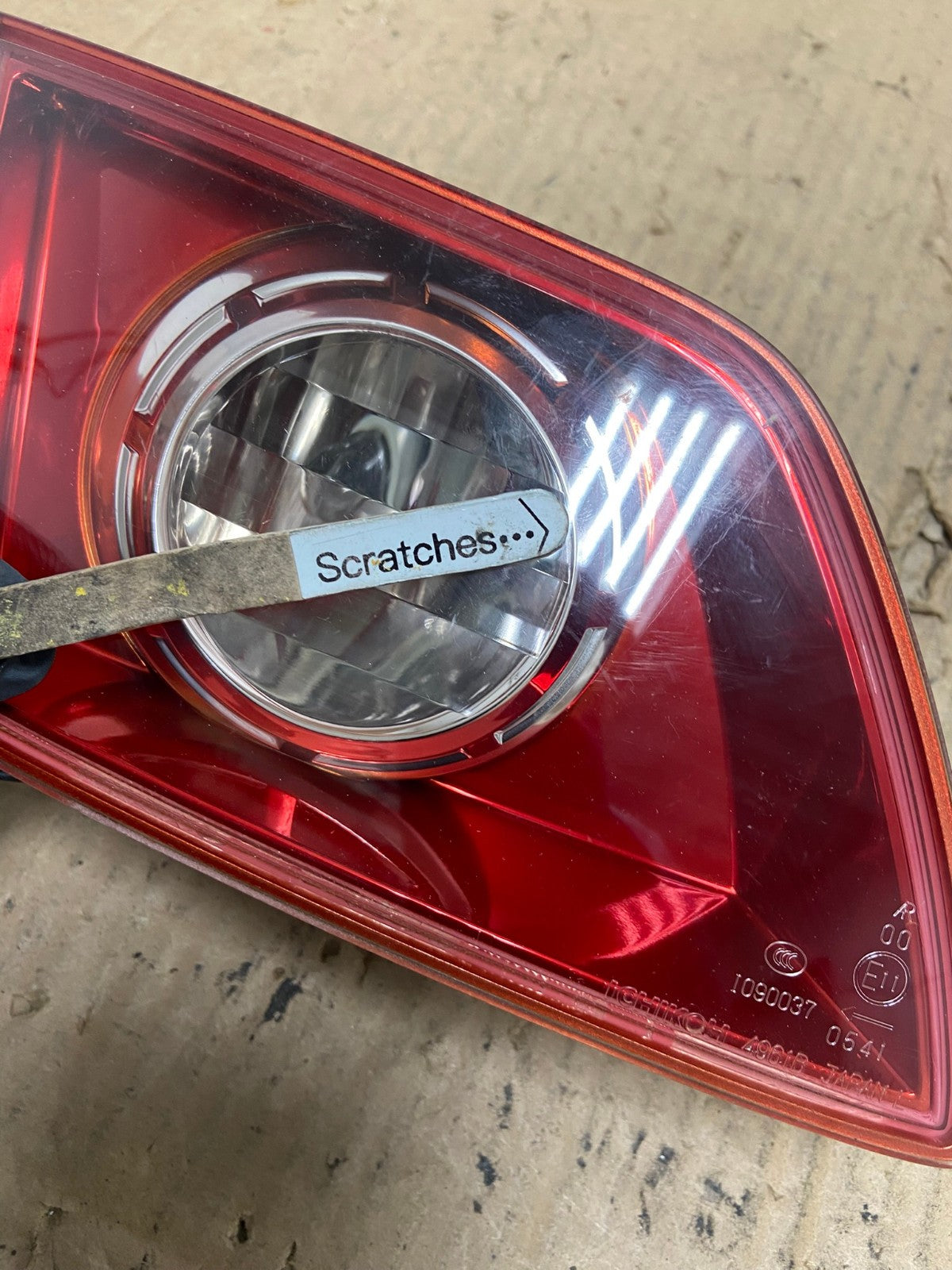 2003-2005 Infiniti FX35 FX45 Left Driver Lh Red Inner Tail Light AD2525 LK3
