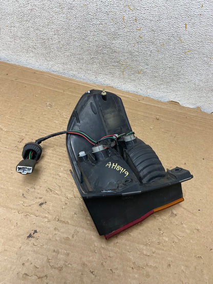 2002 2003 2004 Honda Odyssey Left Driver LH Side Tail Light AH8919 LK6