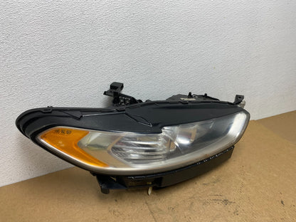 2013 to 2016 Ford Fusion Right Passenger Rh Side Headlight AC3534 DW2